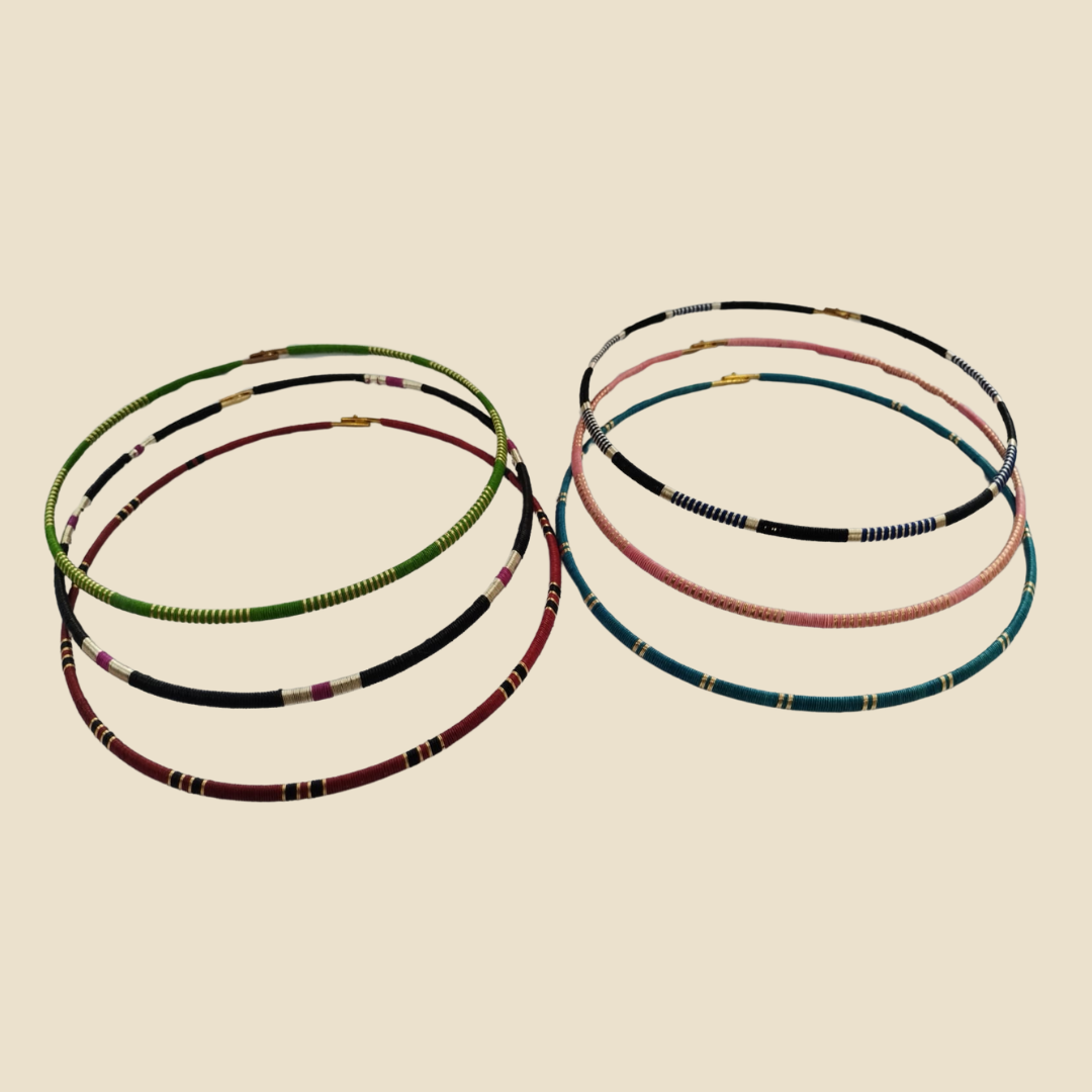 Colombian Hands No.002